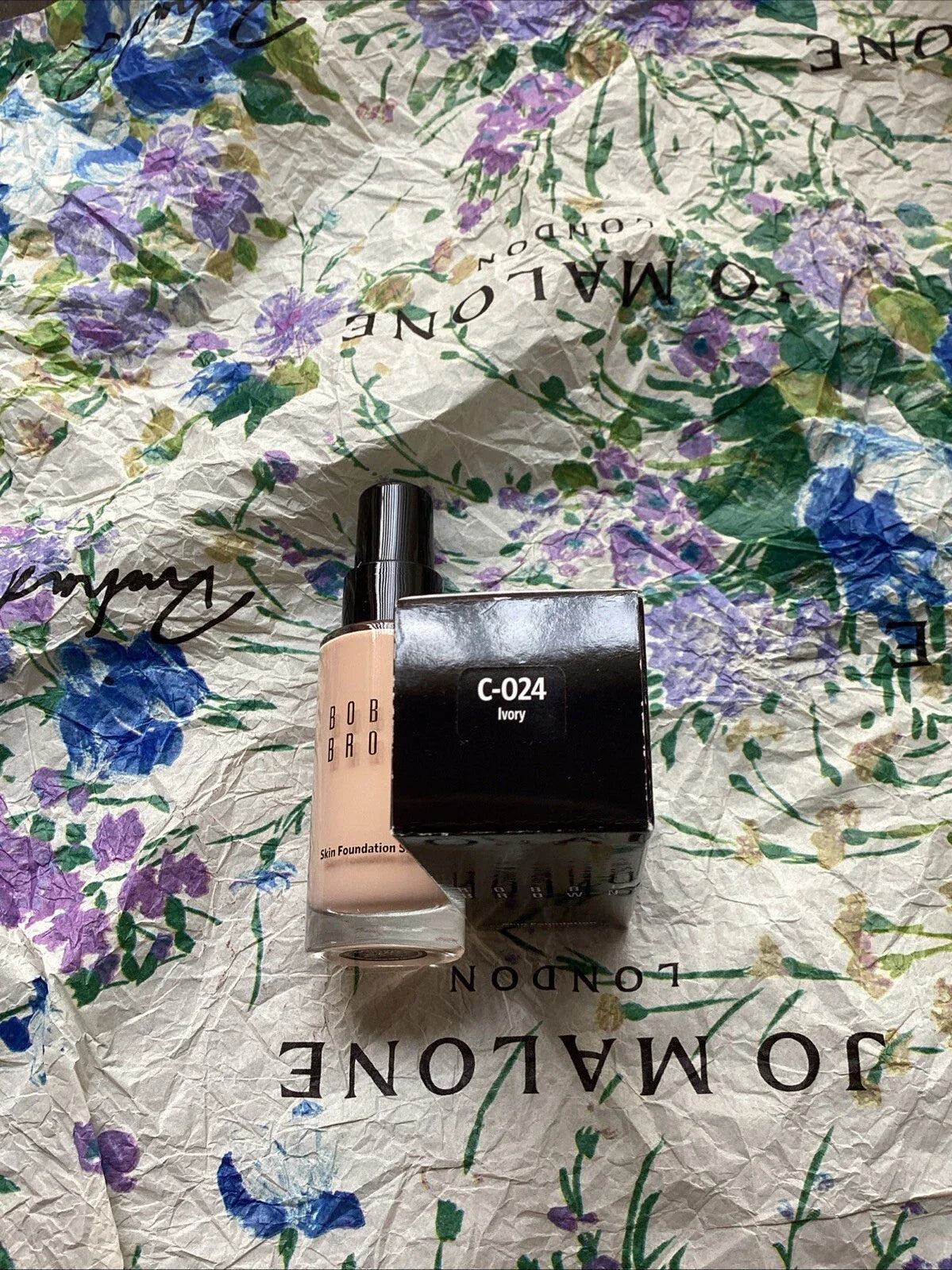 Bobbi Brown Skin Foundation SPF15 (Ivory C-024) 1oz/30ml NIB