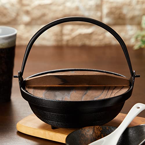 遠藤商事 TKG ひとり用やまと鍋 18cm 外径×深さ(mm)177×42.0木蓋サイズ(mm)160 質量(kg)0.42 かるいアルミ製 蓋を載せる段付き 業務用 QYM03018
