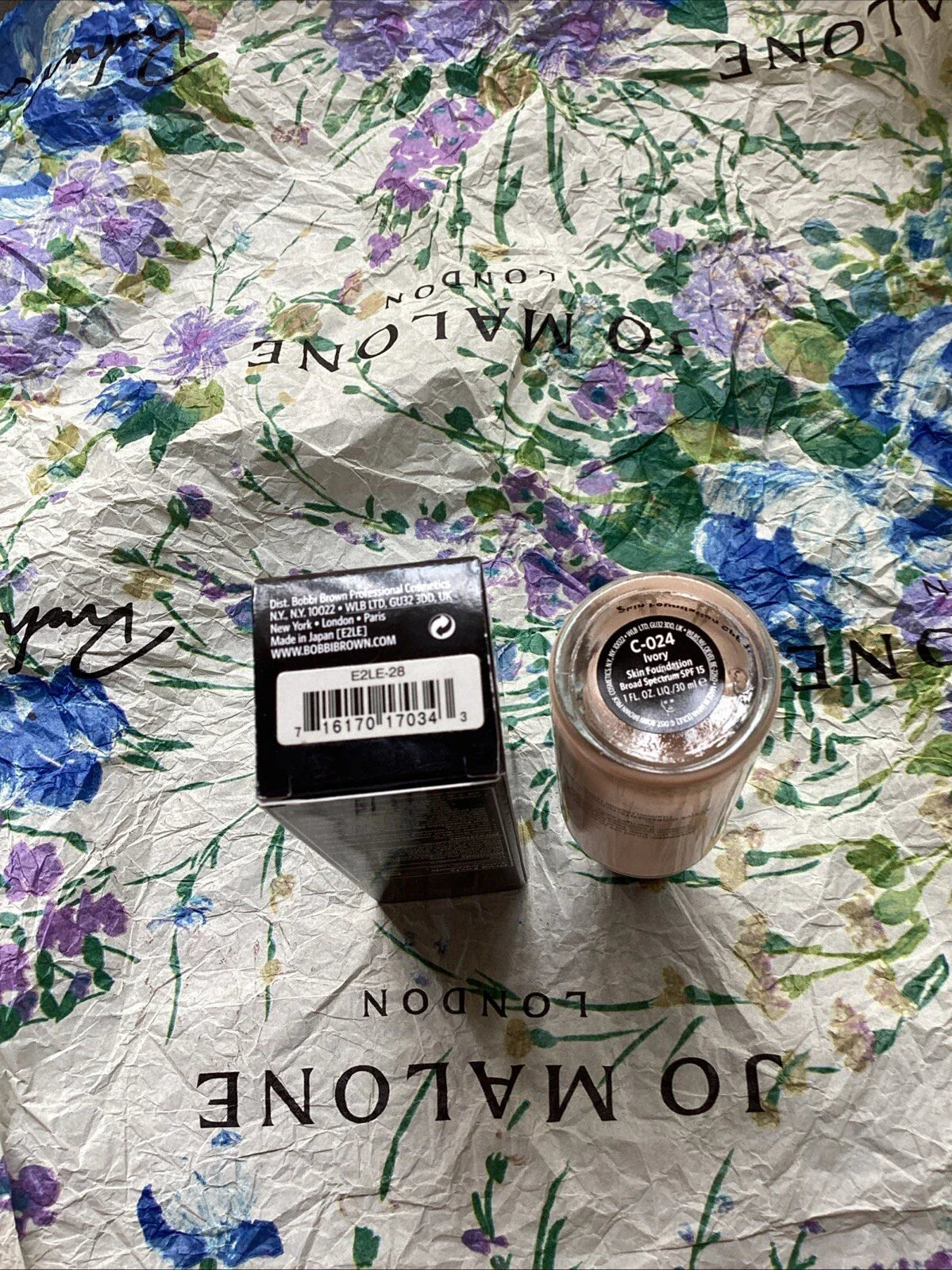 Bobbi Brown Skin Foundation SPF15 (Ivory C-024) 1oz/30ml NIB